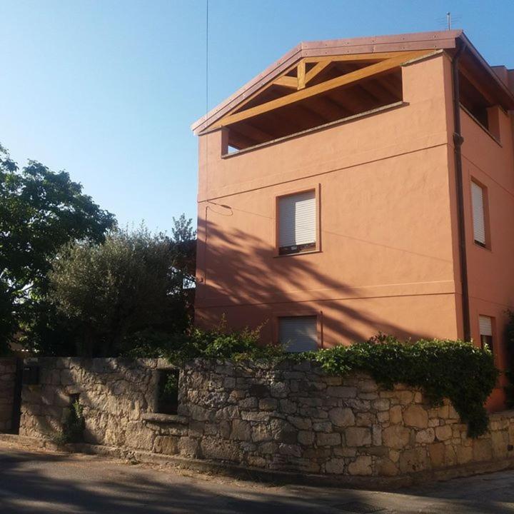 B&B Casa Ghiani Isili Exterior foto